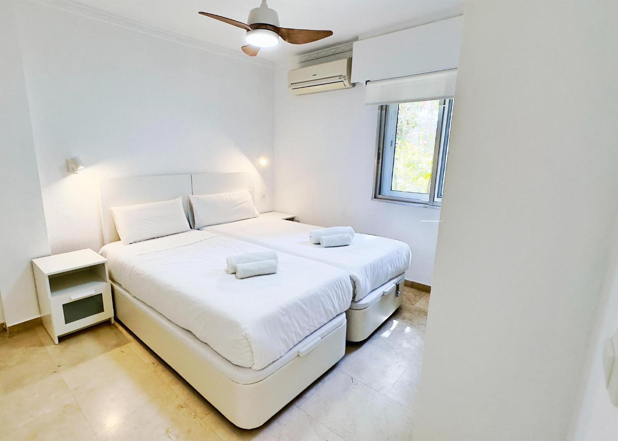1 Bedroom Apartment Second Line Beach- Parque Marbella Building ภายนอก รูปภาพ