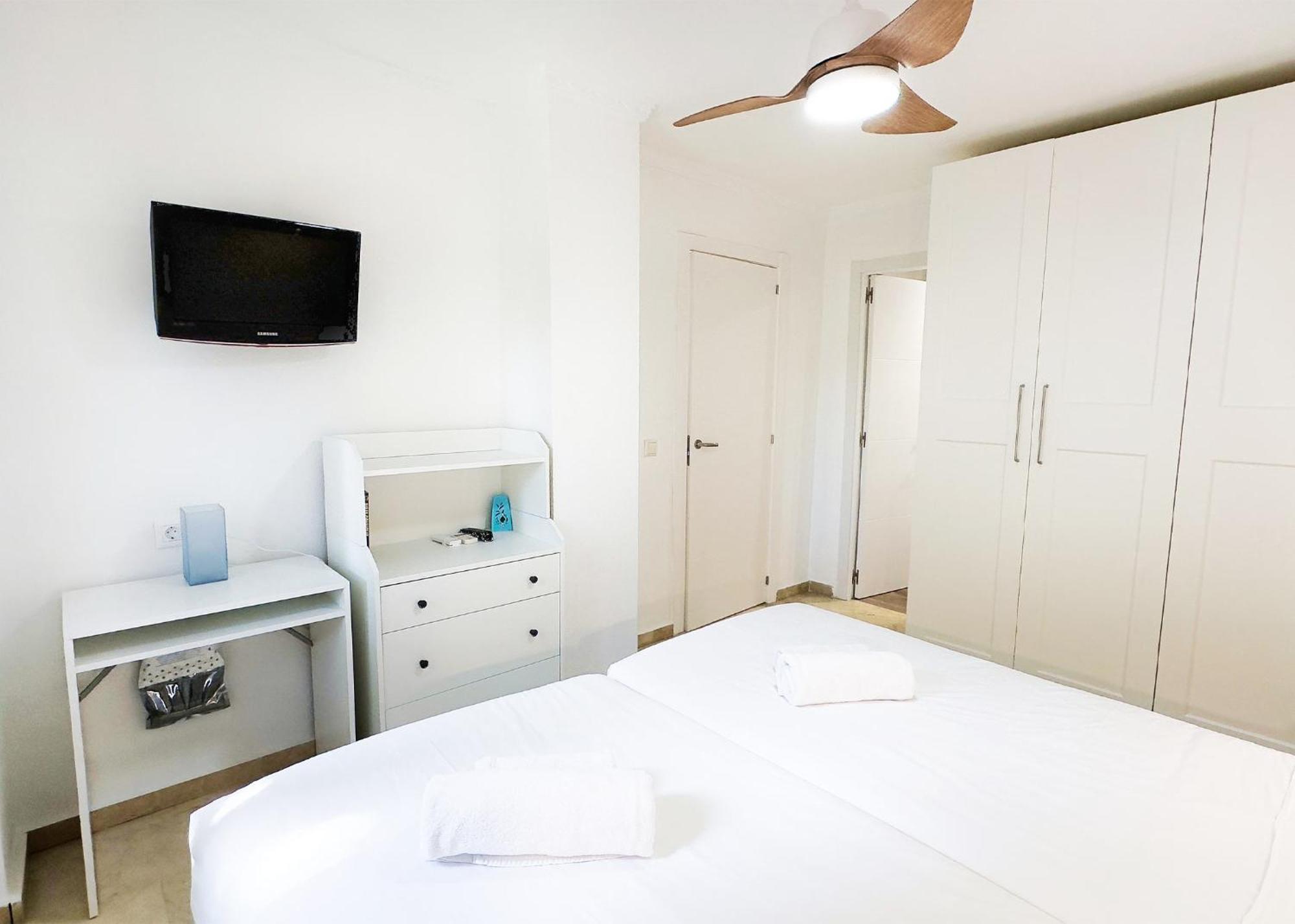 1 Bedroom Apartment Second Line Beach- Parque Marbella Building ภายนอก รูปภาพ